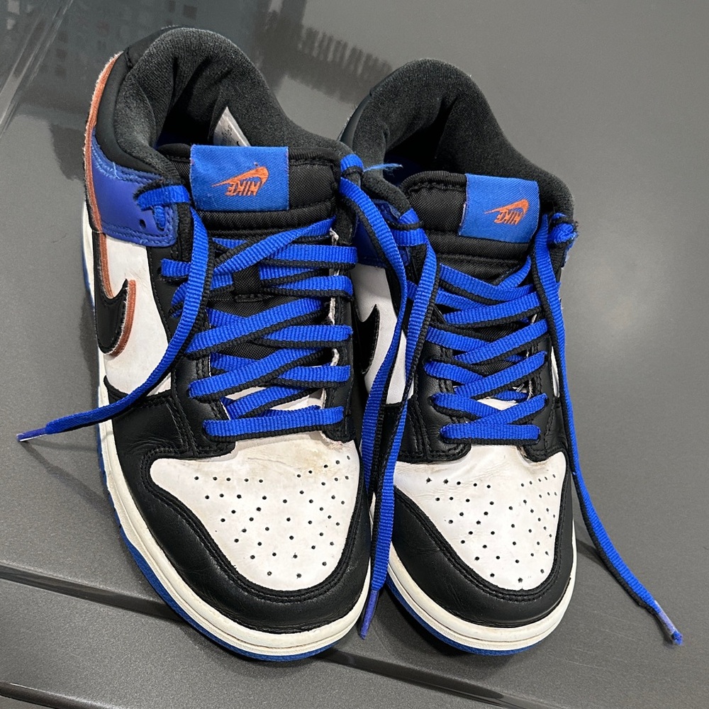 Nike Men's Black, Blue, and White Sneakers